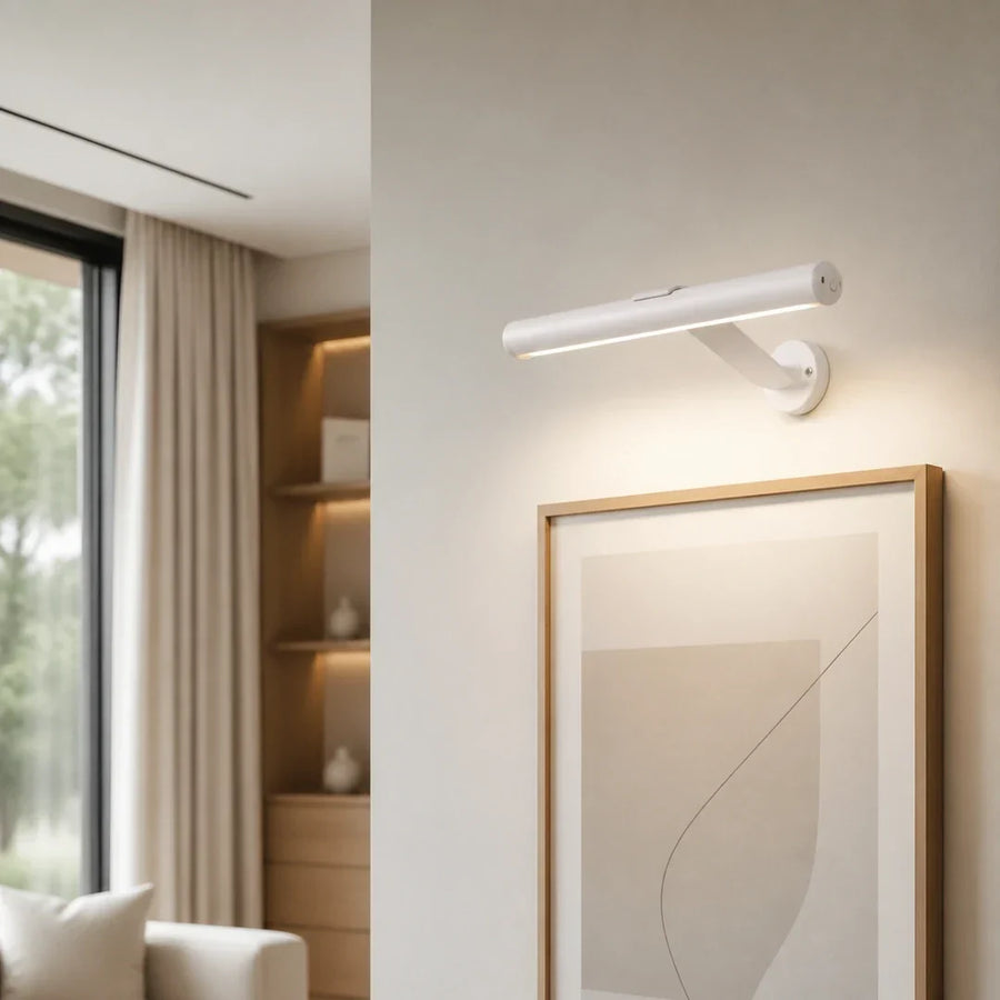 Arandela LED Linear Branca Dimerizável — em ambiente moderno claro